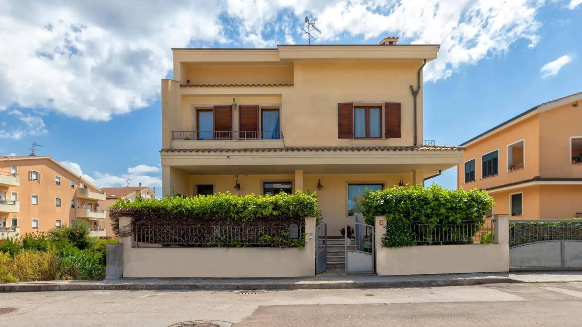 Sardinia Guest House Olmedo 5*,  Italien
